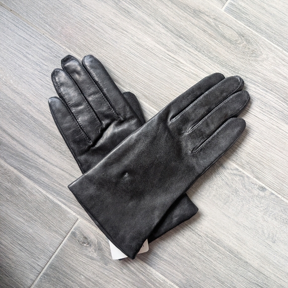 Lord & Taylor Accessories - Vintage 90s Lord & Taylor Fownes Leather Gloves With 100% Cashmere Lining